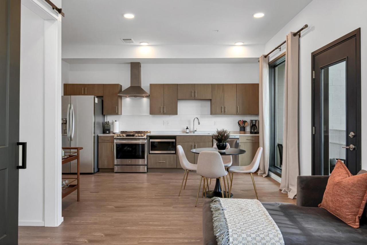 내슈빌 Gulch Located With 4 Beds, Pool, Private Patio And Secure Parking 빌라 외부 사진